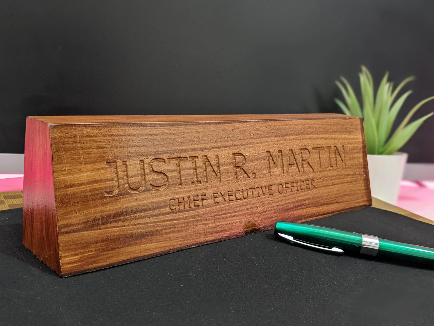 Wooden Desk Name Plate | GT009 - GloriousGifts.Pk | Pakistan's 1 Office & Home Decoration Brand