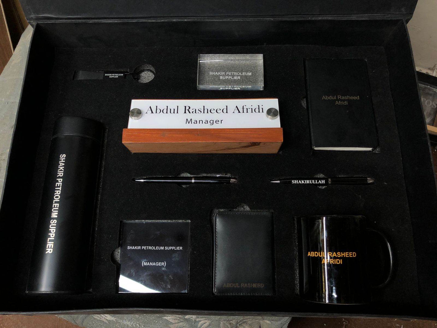 Personalized Officer Brand Kit GD100 - GloriousGifts.Pk | Pakistan's 1 Office & Home Decoration Brand