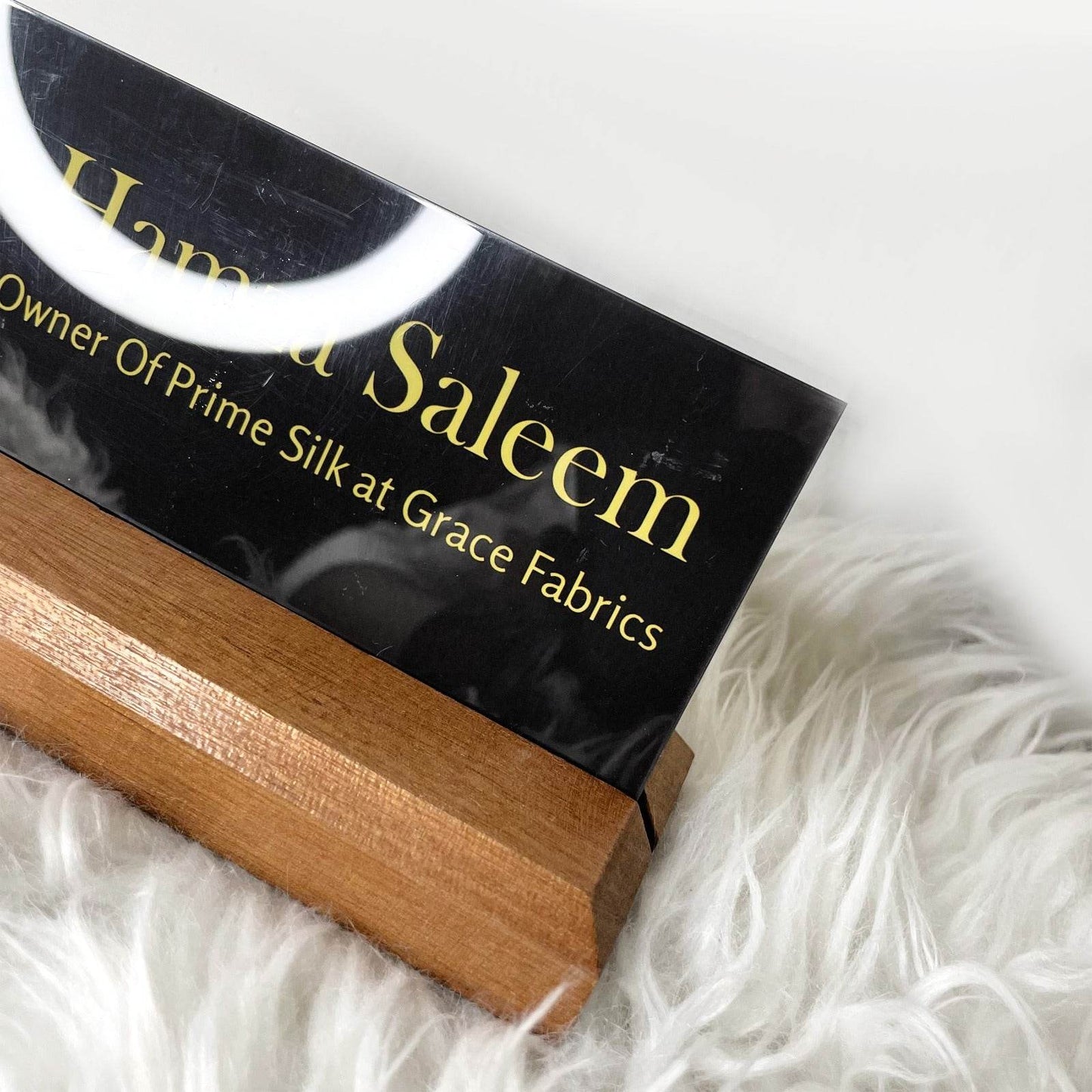 Classic Desk Plate Exclusive | GT005 - GloriousGifts.Pk | Pakistan's 1 Office & Home Decoration Brand