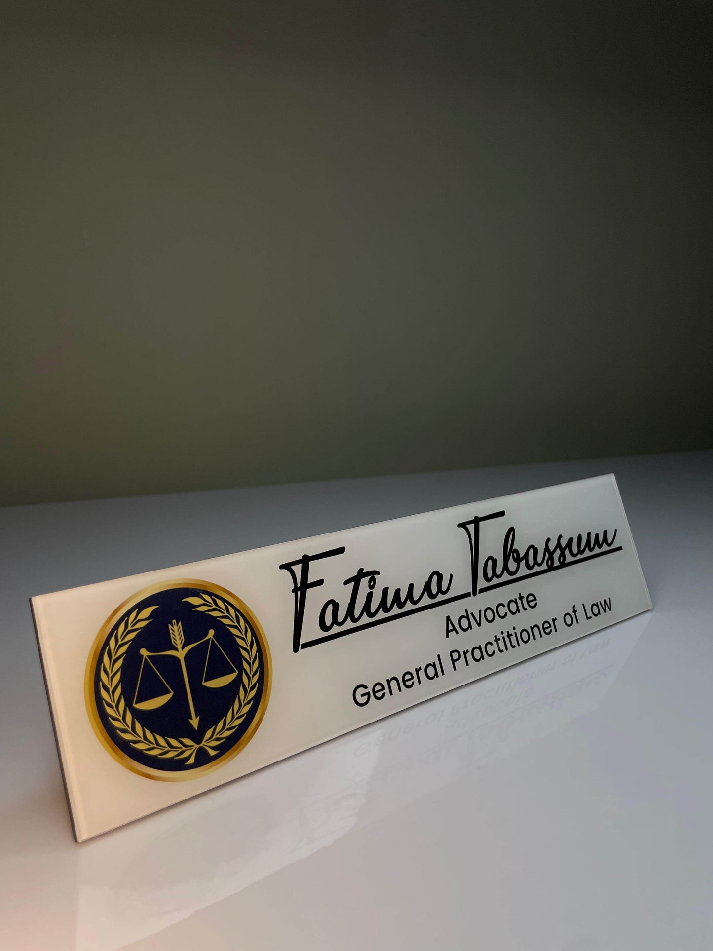 Executive Table Plate | GT013 - GloriousGifts.Pk | Pakistan's 1 Office & Home Decoration Brand