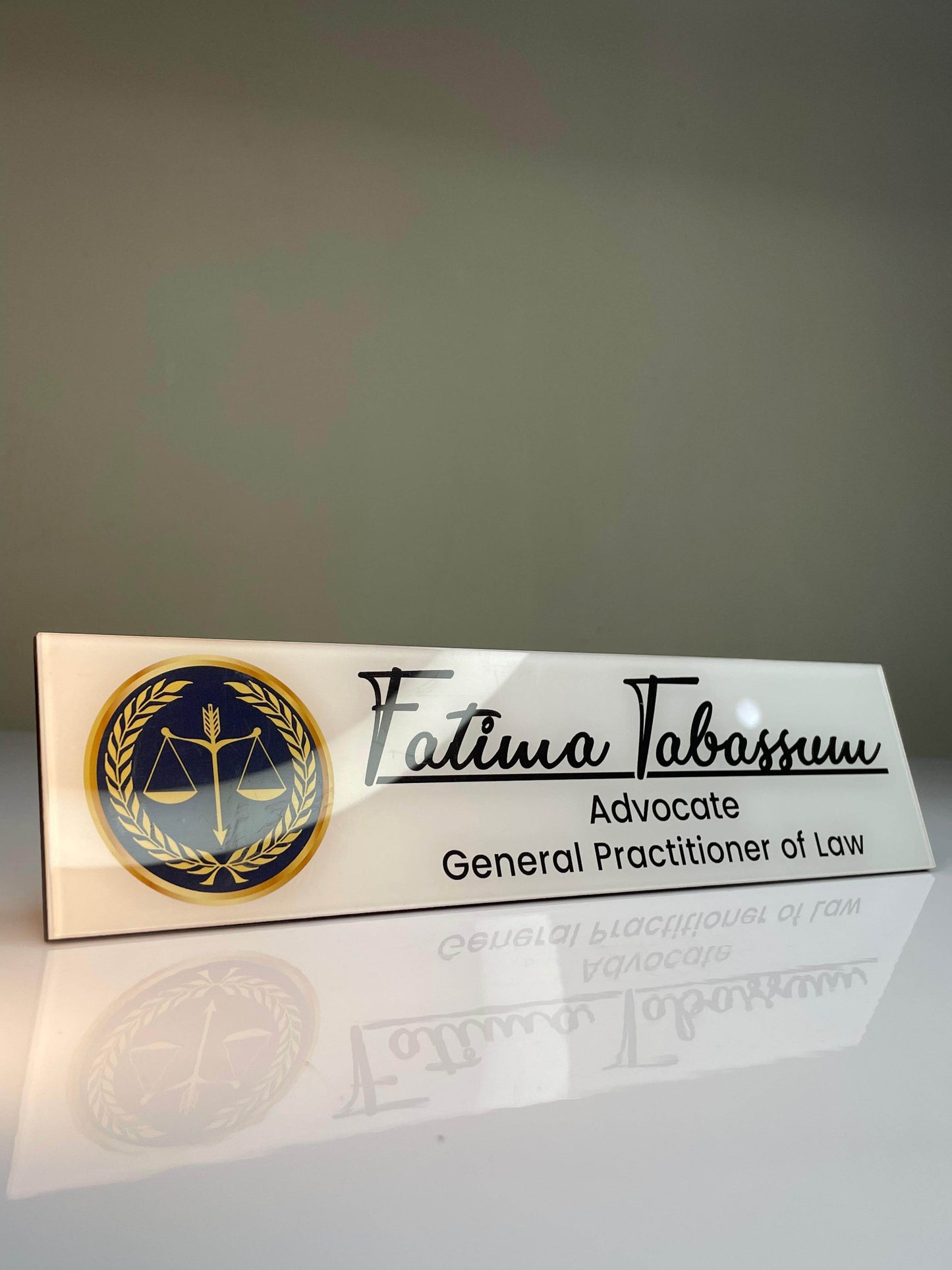 Executive Table Plate | GT013 - GloriousGifts.Pk | Pakistan's 1 Office & Home Decoration Brand