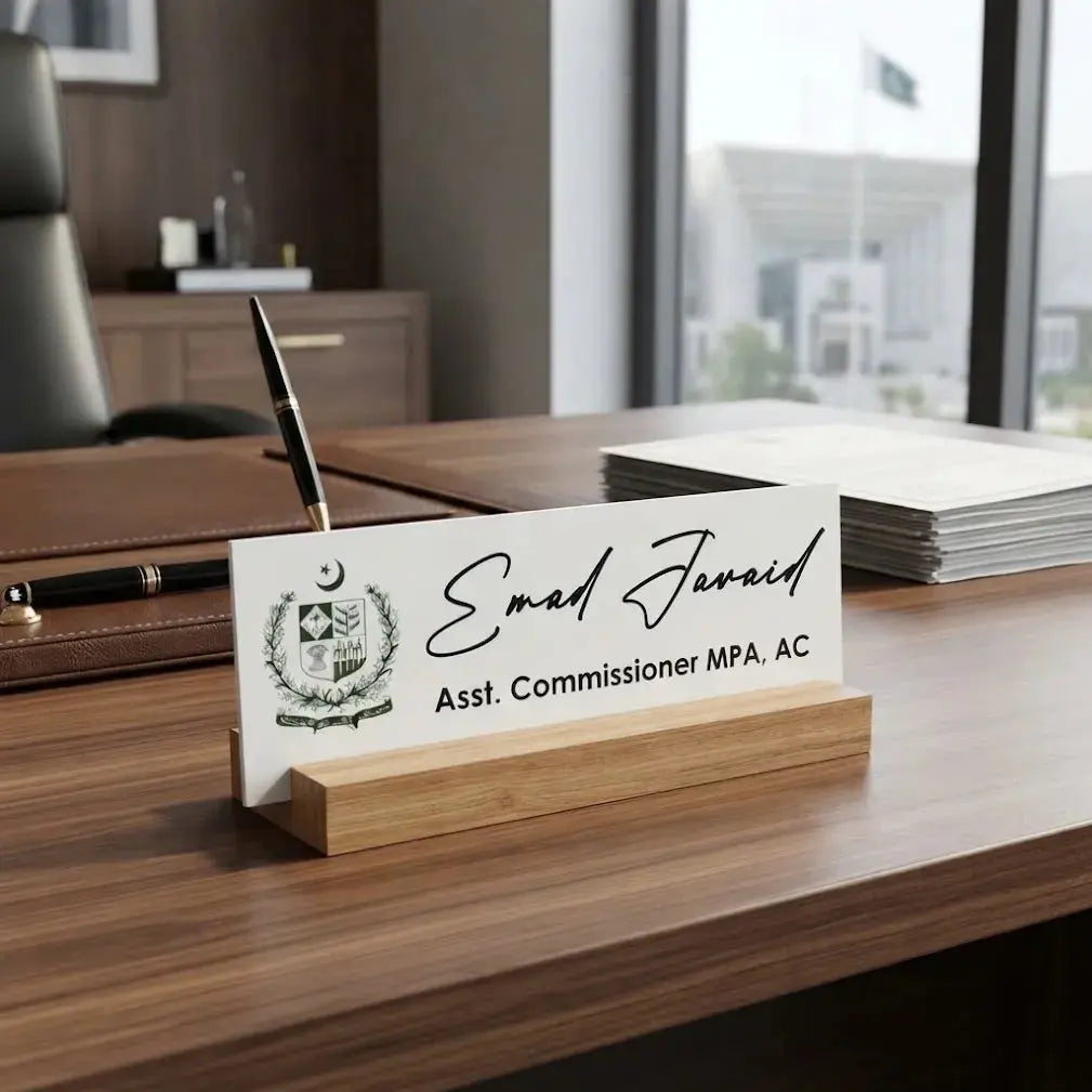 Elegant Desk Plate for Professionals | GT016 GloriousGifts.Pk