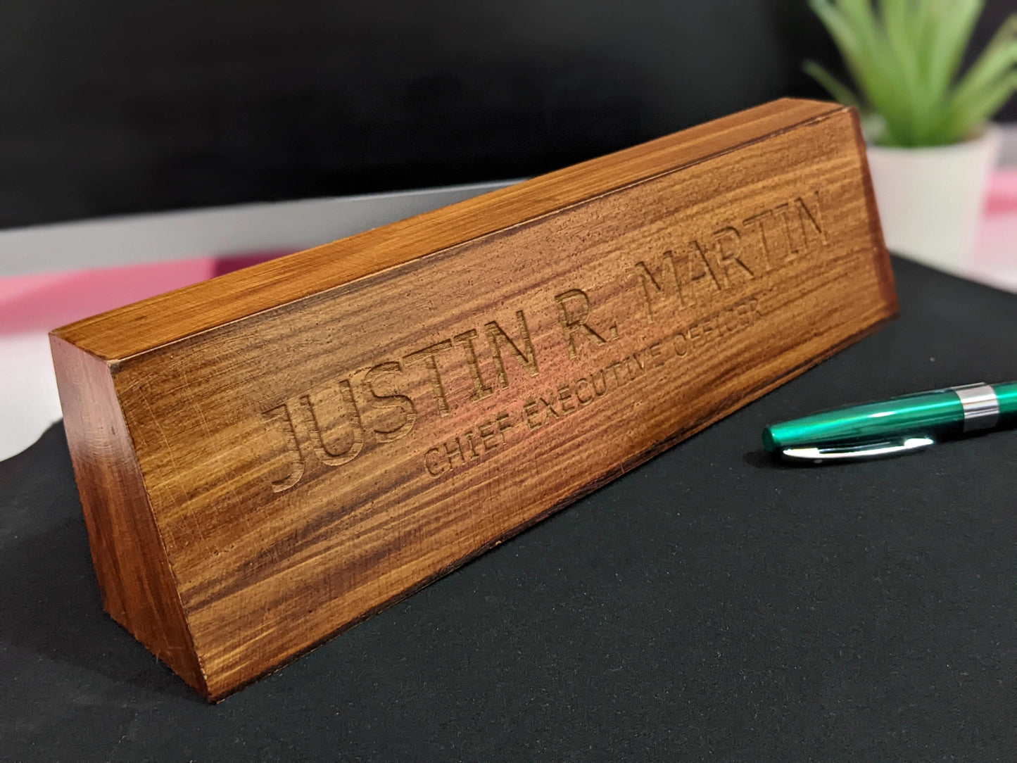 Wooden Desk Name Plate | GT009 - GloriousGifts.Pk | Pakistan's 1 Office & Home Decoration Brand
