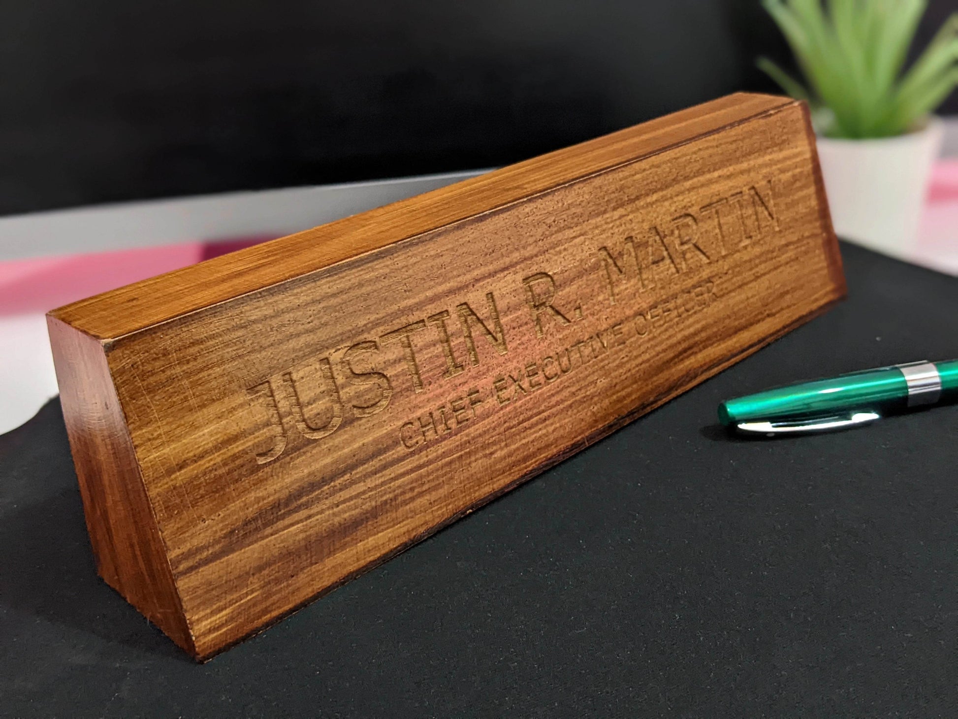 Wooden Desk Name Plate | GT009 - GloriousGifts.Pk | Pakistan's 1 Office & Home Decoration Brand