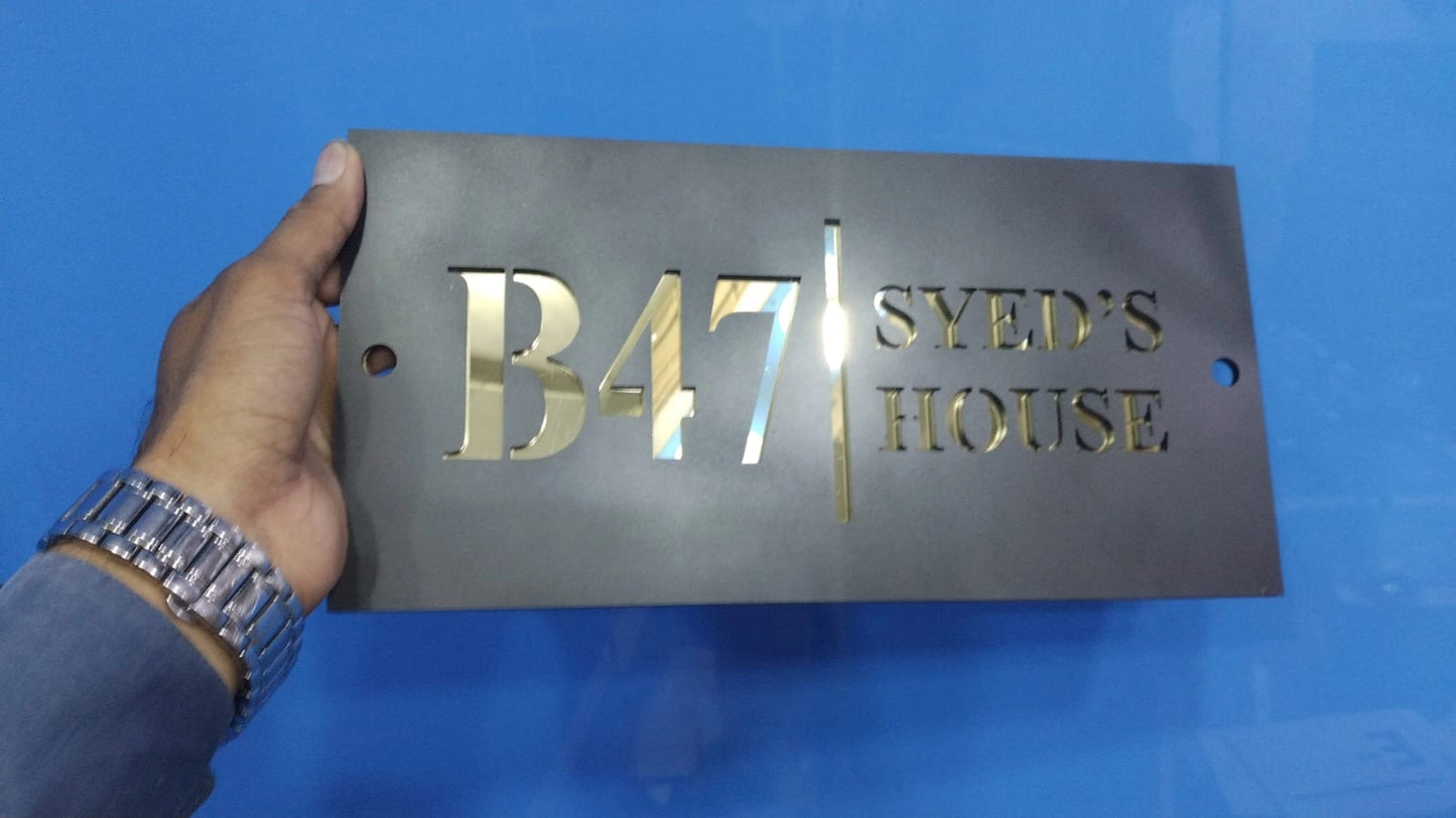 3D Floating House Plate  Matte Black | GN007