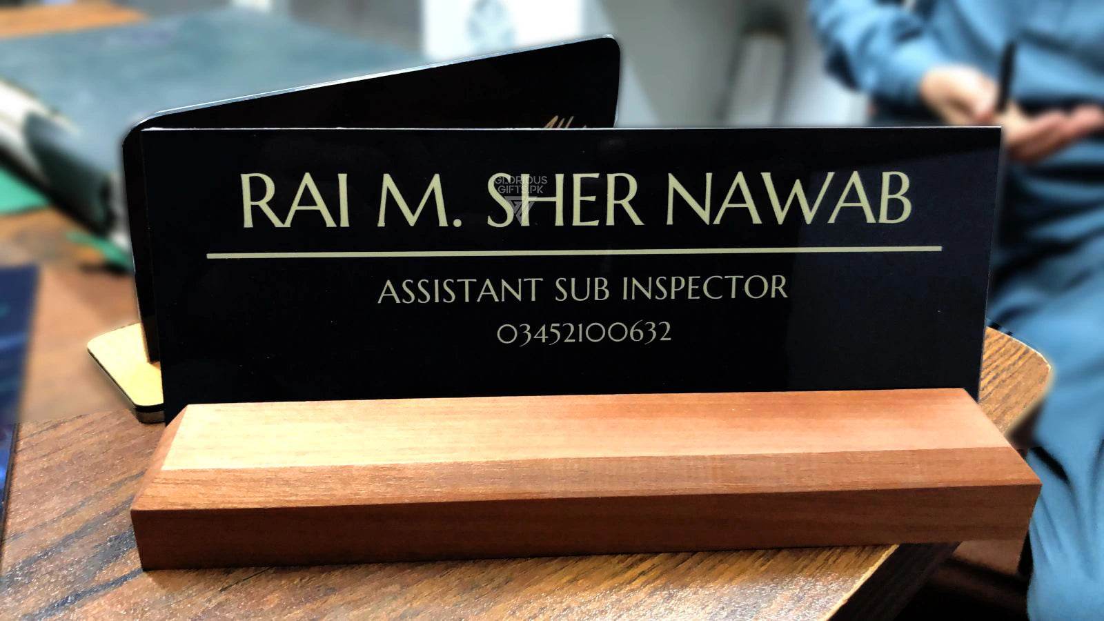 Classic Desk Plate Exclusive | GT005 - GloriousGifts.Pk | Pakistan's 1 Office & Home Decoration Brand