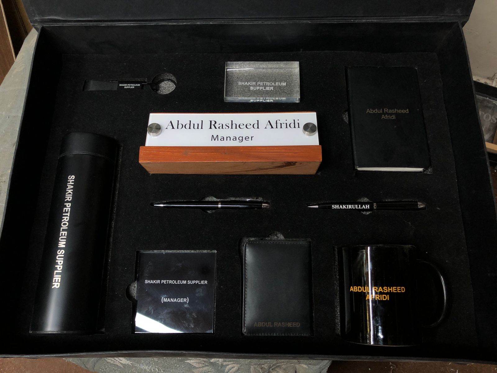 Personalized Officer Brand Kit GD100 - GloriousGifts.Pk | Pakistan's 1 Office & Home Decoration Brand