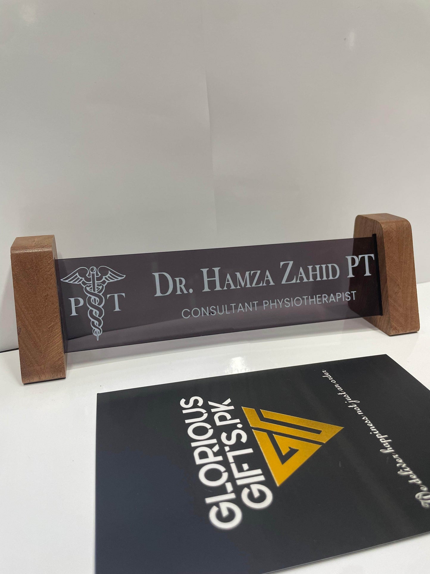 Transparent Acrylic Desk Plate | GT002 - GloriousGifts.Pk | Pakistan's 1 Office & Home Decoration Brand