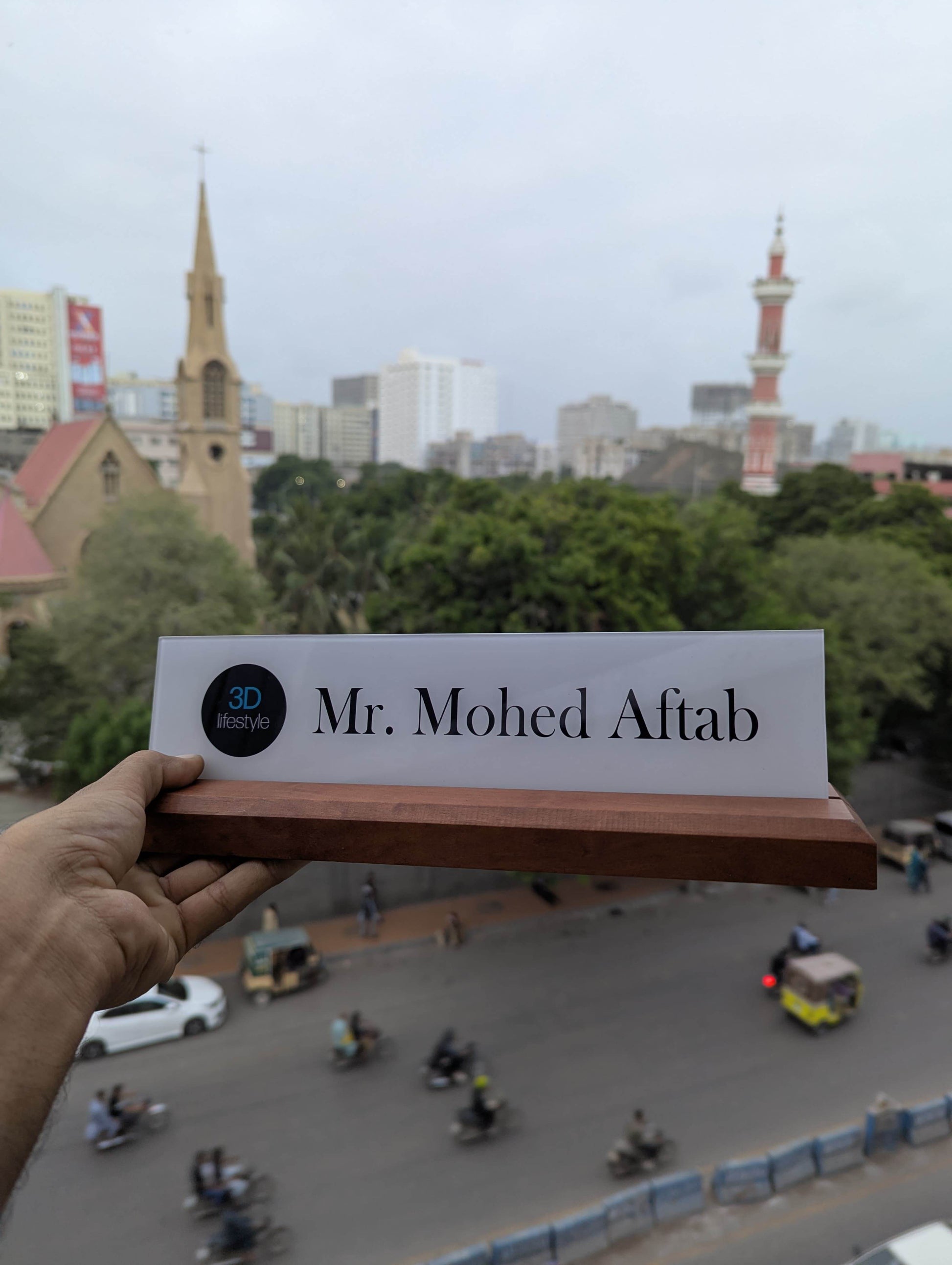 Classic Desk Plate Exclusive | GT005 - GloriousGifts.Pk | Pakistan's 1 Office & Home Decoration Brand