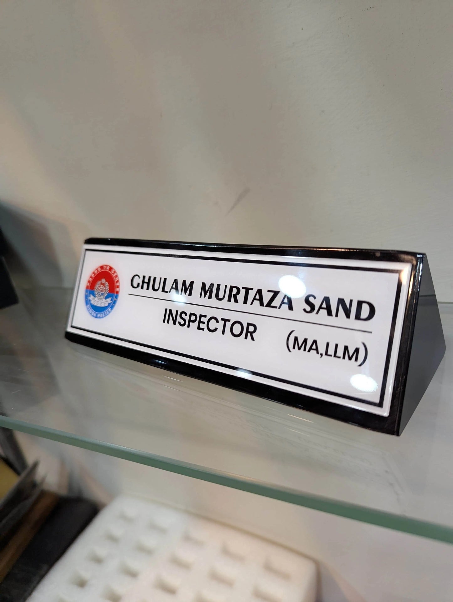 Solid Acrylic Triangle Desk Plate | GT007