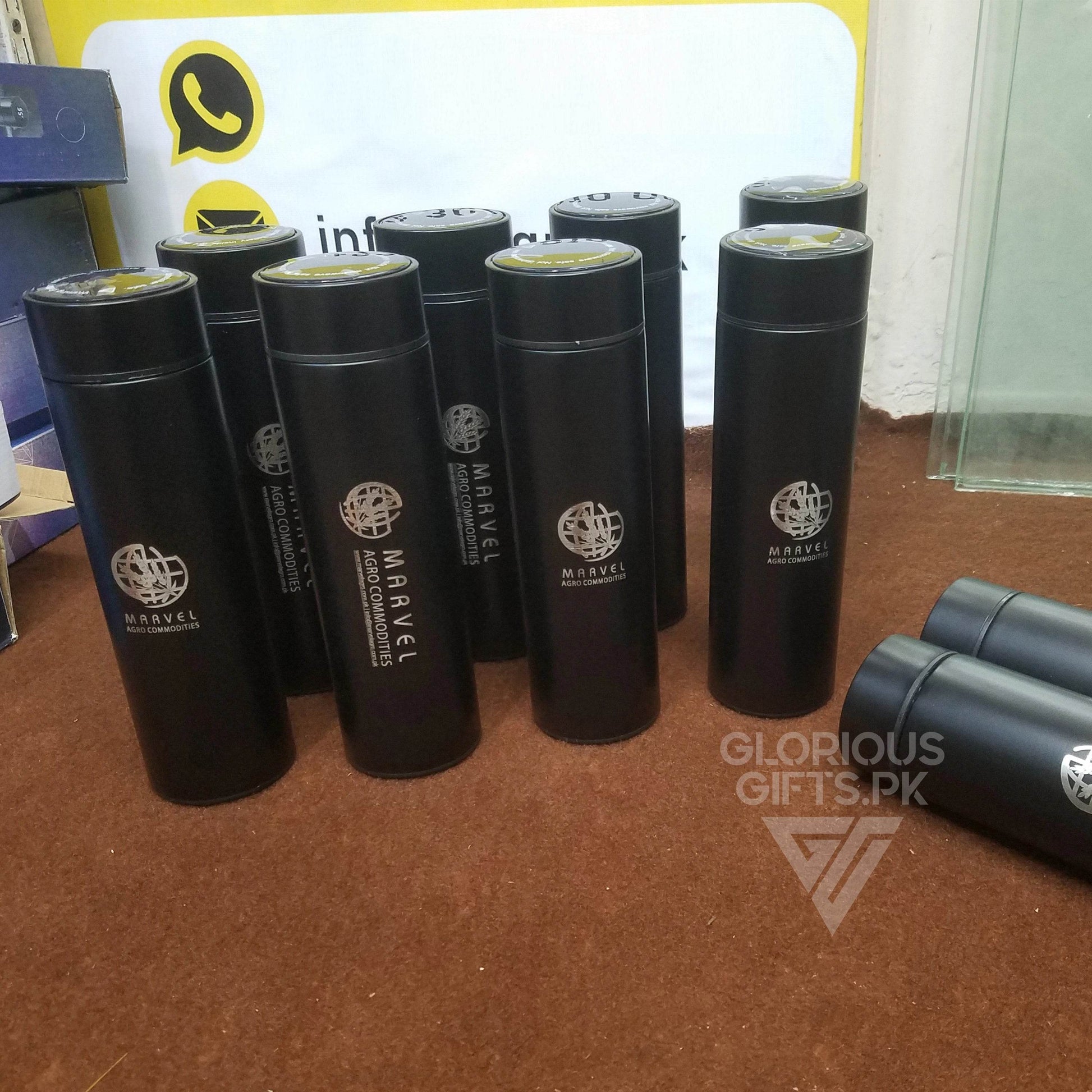 Tempreture Bottle with LED Temperature Display | GX001 - GloriousGifts.Pk | Pakistan's 1 Office & Home Decoration Brand