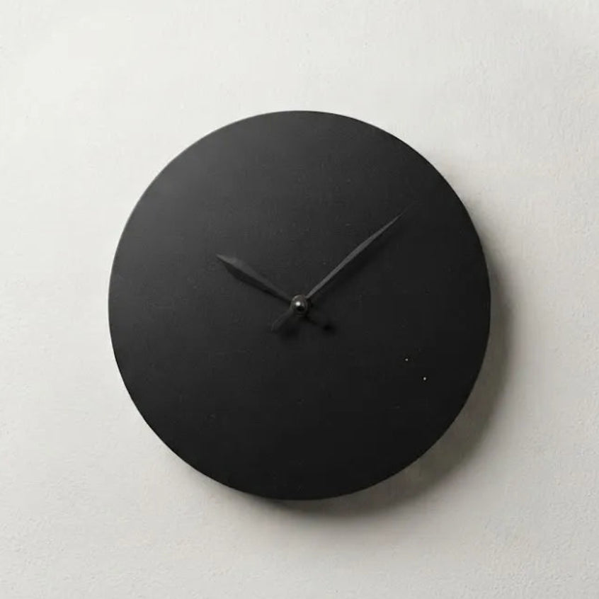 Simple Black Round Wooden Clock | GC012 - GloriousGifts.Pk | Pakistan's 1 Office & Home Decoration Brand