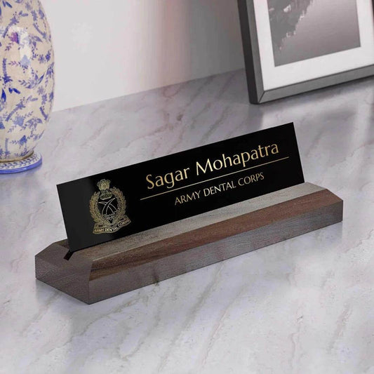 Classic Desk Plate Exclusive | GT005 - GloriousGifts.Pk | Pakistan's 1 Office & Home Decoration Brand
