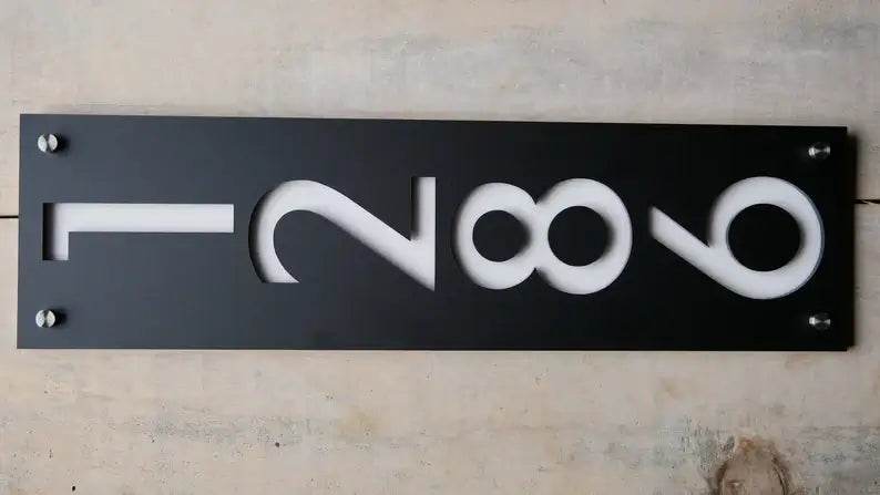 Vertical House Number Plaque | GN023 - GloriousGifts.Pk | Pakistan's 1 Office & Home Decoration Brand