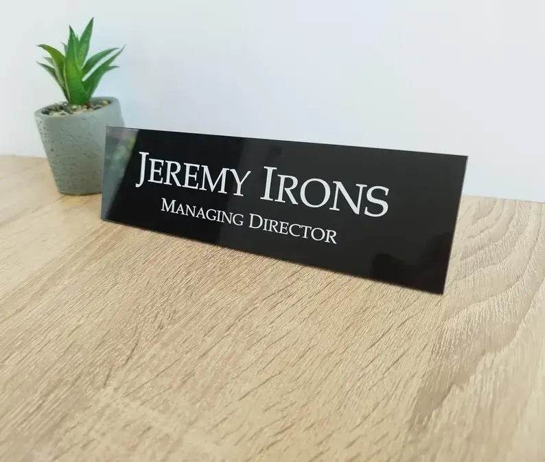 Executive Table Plate | GT013 - GloriousGifts.Pk | Pakistan's 1 Office & Home Decoration Brand