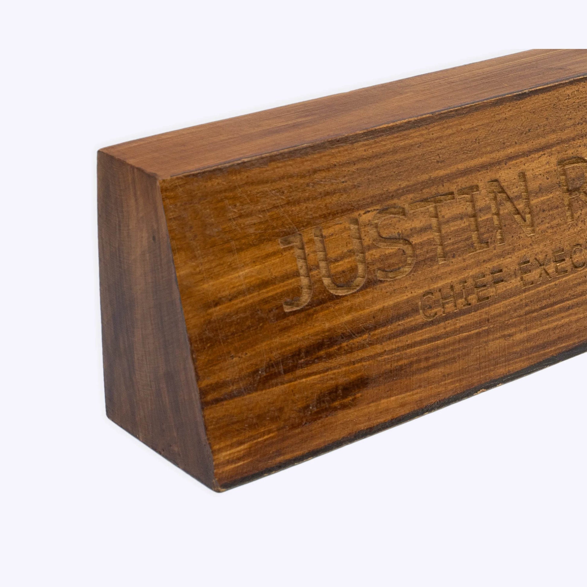 Wooden Desk Name Plate | GT009 - GloriousGifts.Pk | Pakistan's 1 Office & Home Decoration Brand